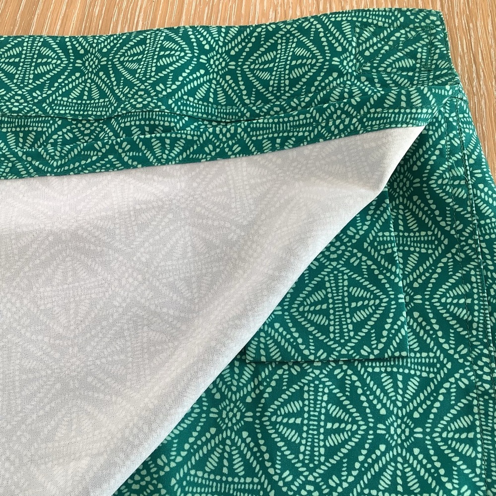 XL RIPSKIRT TILEAF BATIK WRAPAROUND SKIRT